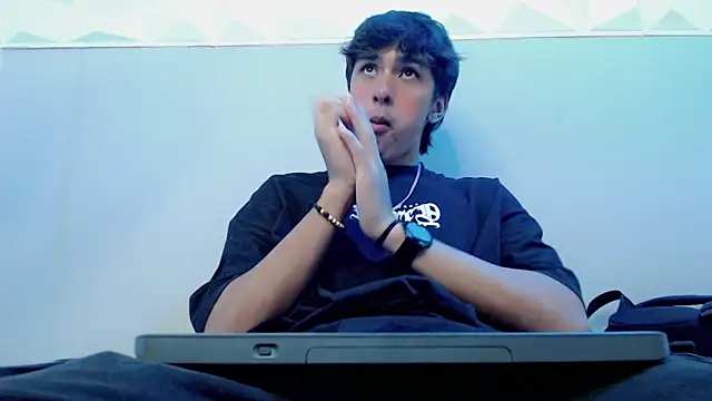 Snapshot of Jake_tripp chatting on 10.23.25 Jake tripp online show from 10.23.25