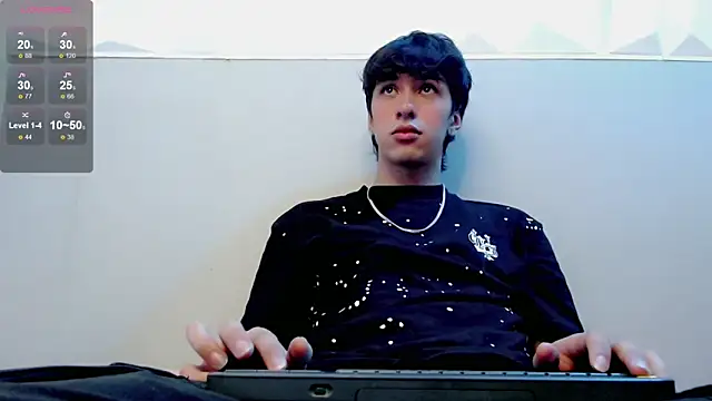 Snapshot of Jake_tripp chatting on 10.29.25 Jake tripp online show from 10.29.25