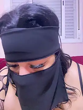 Snapshot of mari_layali chatting on 03.15.25 mari layali online show from 03.15.25