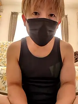 Snapshot of Osikokusama chatting on 10.16.25 Osikokusama online show from 10.16.25