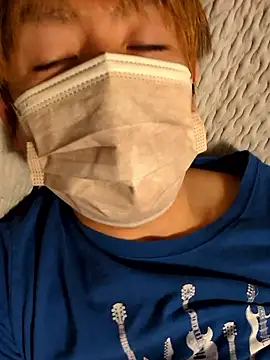 Snapshot of Osikokusama chatting on 10.25.25 Osikokusama online show from 10.25.25