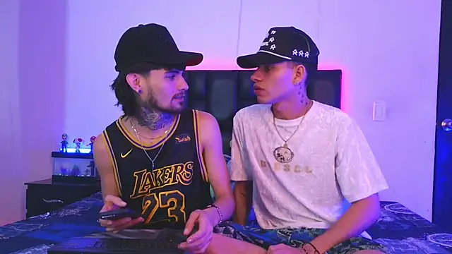 Snapshot of Brutal_Sex_Fucking chatting on 10.14.25 Brutal Sex Fucking online show from 10.14.25