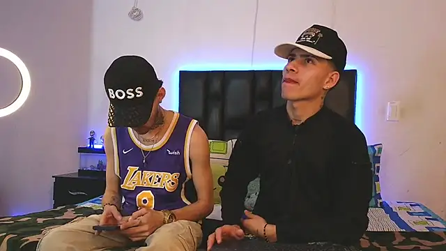 Snapshot of Brutal_Sex_Fucking chatting on 10.22.25 Brutal Sex Fucking online show from 10.22.25