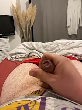 Snapshot of plaisir85 chatting on 12.07.24 plaisir85 online show from 12.07.24