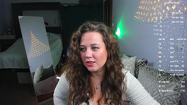 Snapshot of MissBecca chatting on 10.30.25 MissBecca online show from 10.30.25