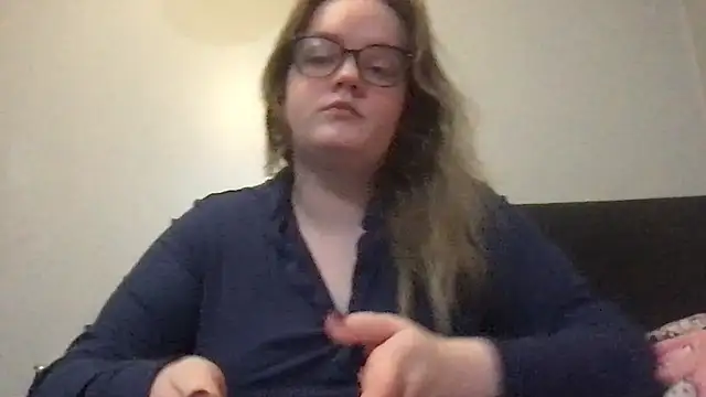 honeyyy24 online show from 10.17.25