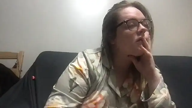 honeyyy24 online show from 11.19.25