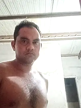 Snapshot of travieso2893 chatting on 02.16.25 travieso2893 online show from 02.16.25