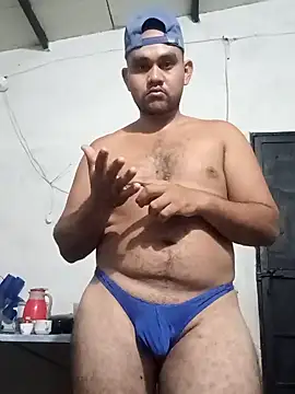 Snapshot of travieso2893 chatting on 10.06.25 travieso2893 online show from 10.06.25