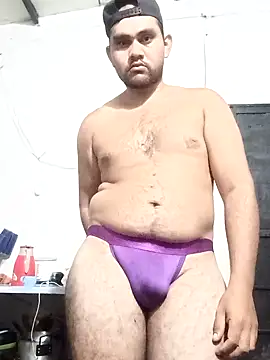 Snapshot of travieso2893 chatting on 11.13.25 travieso2893 online show from 11.13.25