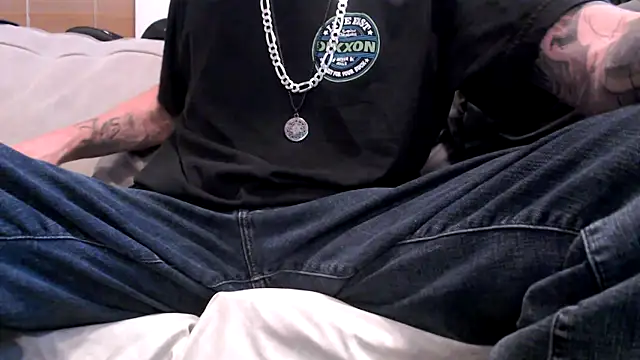 JohnnyKorrupt  online show from 11.04.25