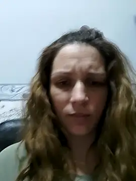 Amira 17 online show from 02.17.25