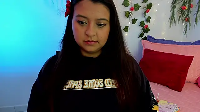 Snapshot of Sweet_Chloe06 chatting on 12.11.24 Sweet Chloe06 online show from 12.11.24