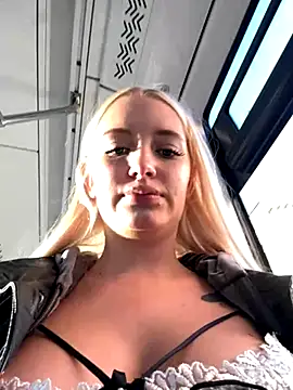 Milkyy wway online show from 10.19.25