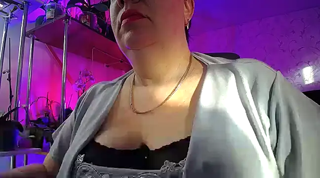  Sweet Woman online show from 02.19.25