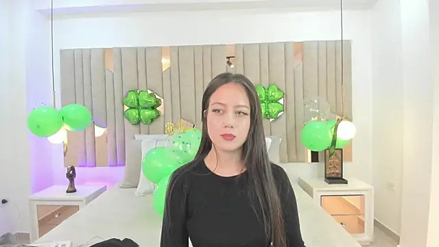1m caro  online show from 03.18.25