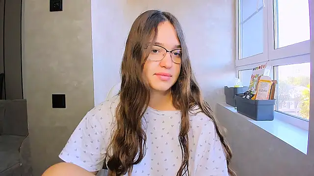 Snapshot of fancy_bunny chatting on 10.01.25 fancy bunny online show from 10.01.25