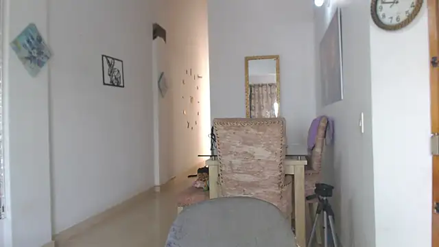 Snapshot of divinepleasury chatting on 09.21.25 divinepleasury online show from 09.21.25