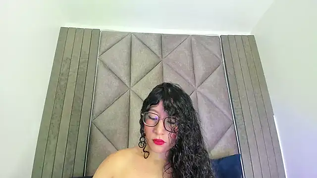 BriaConner  online show from 02.03.25