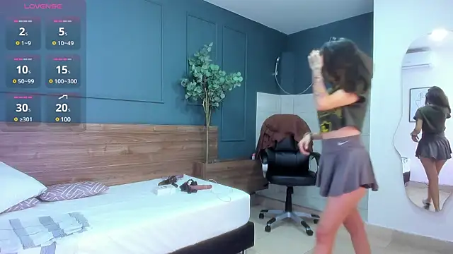 megan morgan01 online show from 03.20.25