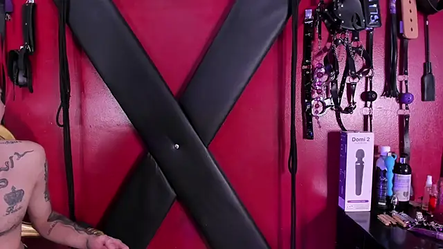 Snapshot of alexa_n_alex chatting on 10.01.25 alexa n alex online show from 10.01.25