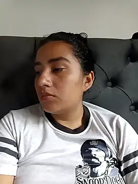 Snapshot of Hellen_Alex chatting on 12.17.24 Hellen Alex online show from 12.17.24