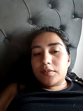 Snapshot of Hellen_Alex chatting on 12.17.24 Hellen Alex online show from 12.17.24