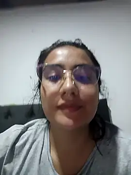 Snapshot of Hellen_Alex chatting on 12.19.24 Hellen Alex online show from 12.19.24