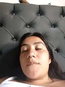 Snapshot of Hellen_Alex chatting on 01.12.25 Hellen Alex online show from 01.12.25