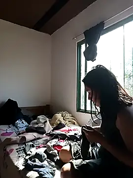 Snapshot of Hellen_Alex chatting on 01.14.25 Hellen Alex online show from 01.14.25