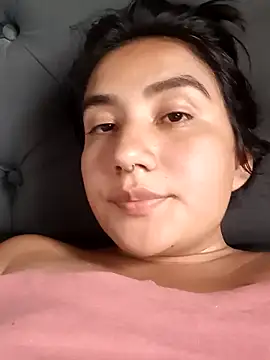 Snapshot of Hellen_Alex chatting on 01.15.25 Hellen Alex online show from 01.15.25