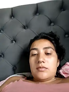 Snapshot of Hellen_Alex chatting on 01.27.25 Hellen Alex online show from 01.27.25