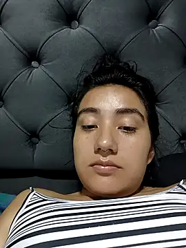 Snapshot of Hellen_Alex chatting on 01.31.25 Hellen Alex online show from 01.31.25