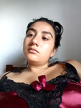 Snapshot of Hellen_Alex chatting on 02.14.25 Hellen Alex online show from 02.14.25