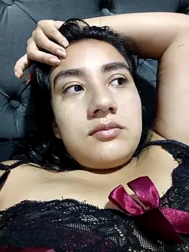 Snapshot of Hellen_Alex chatting on 02.15.25 Hellen Alex online show from 02.15.25