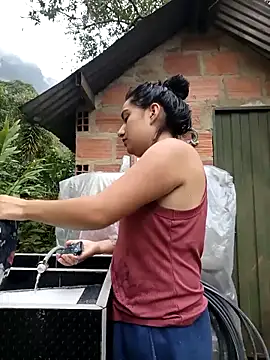 Snapshot of Hellen_Alex chatting on 02.21.25 Hellen Alex online show from 02.21.25