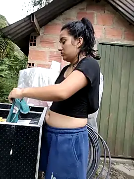 Snapshot of Hellen_Alex chatting on 02.25.25 Hellen Alex online show from 02.25.25