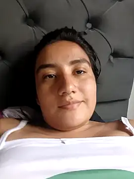 Snapshot of Hellen_Alex chatting on 02.28.25 Hellen Alex online show from 02.28.25