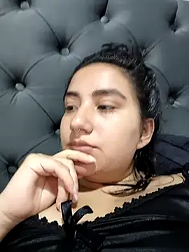 Snapshot of Hellen_Alex chatting on 03.08.25 Hellen Alex online show from 03.08.25