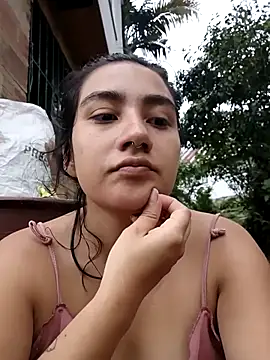 Snapshot of Hellen_Alex chatting on 03.11.25 Hellen Alex online show from 03.11.25