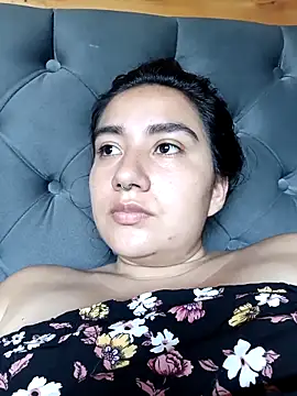 Snapshot of Hellen_Alex chatting on 10.16.25 Hellen Alex online show from 10.16.25