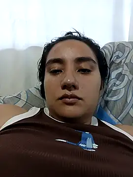 Snapshot of Hellen_Alex chatting on 11.04.25 Hellen Alex online show from 11.04.25