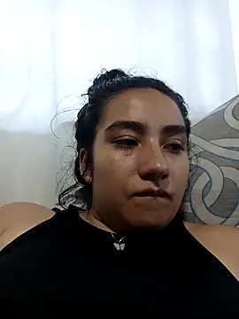 Snapshot of Hellen_Alex chatting on 11.05.25 Hellen Alex online show from 11.05.25