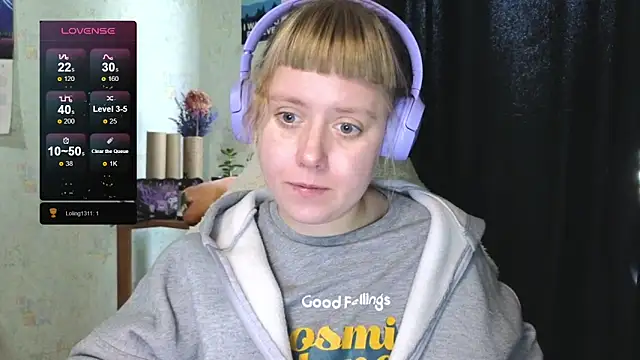 Snapshot of June_shy0 chatting on 10.01.25 June shy0 online show from 10.01.25