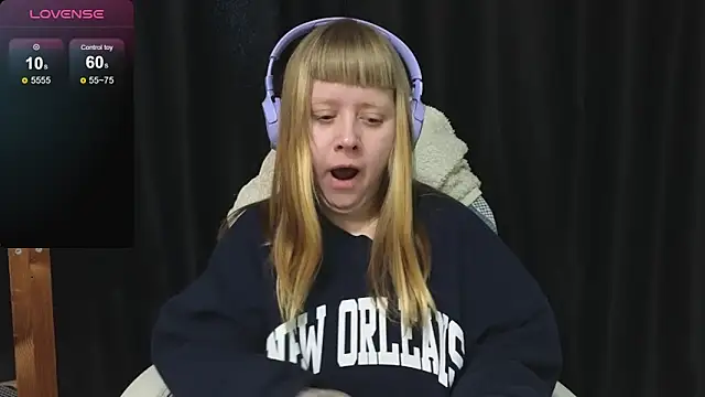 Snapshot of June_shy0 chatting on 02.15.26 June shy0 online show from 02.15.26