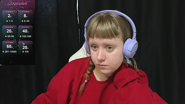 Snapshot of June_shy0 chatting on 02.25.26 June shy0 online show from 02.25.26