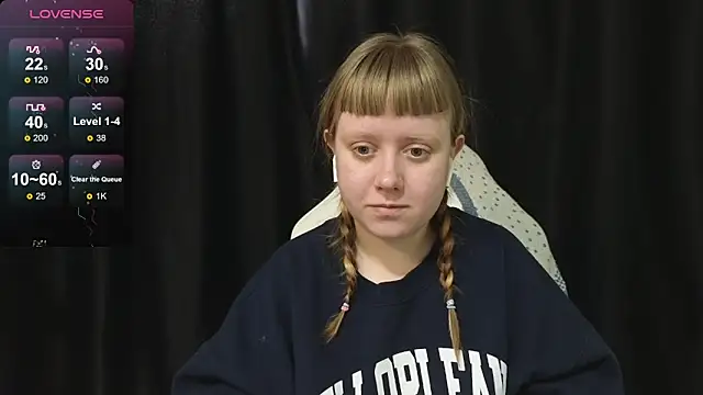 Snapshot of June_shy0 chatting on 02.28.26 June shy0 online show from 02.28.26