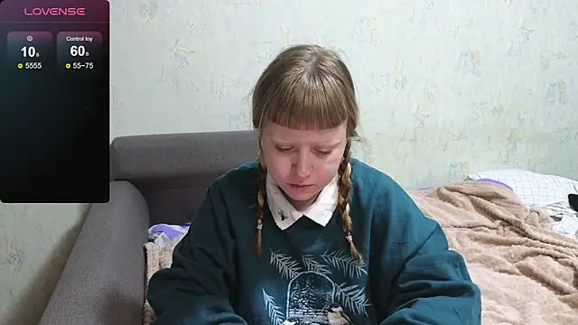 Snapshot of June_shy0 chatting on 03.03.26 June shy0 online show from 03.03.26