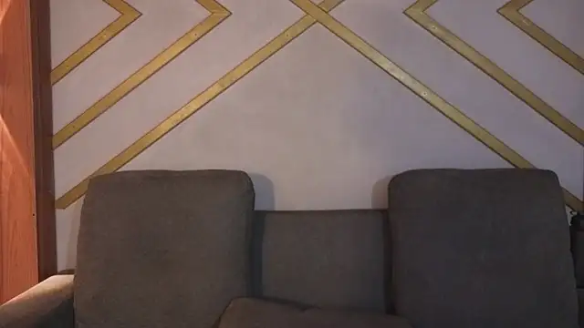 Emma gatess online show from 10.17.25