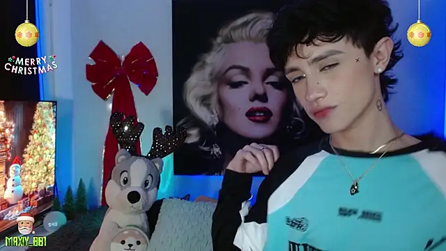 maxiy 001 online show from 12.14.24